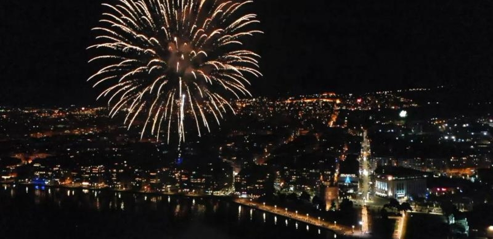 Πώς θα αλλάξει χρονιά η Θεσσαλονίκη - Τι ώρα θα τελειώσει το μεγάλο πάρτι στον Λευκό Πύργο