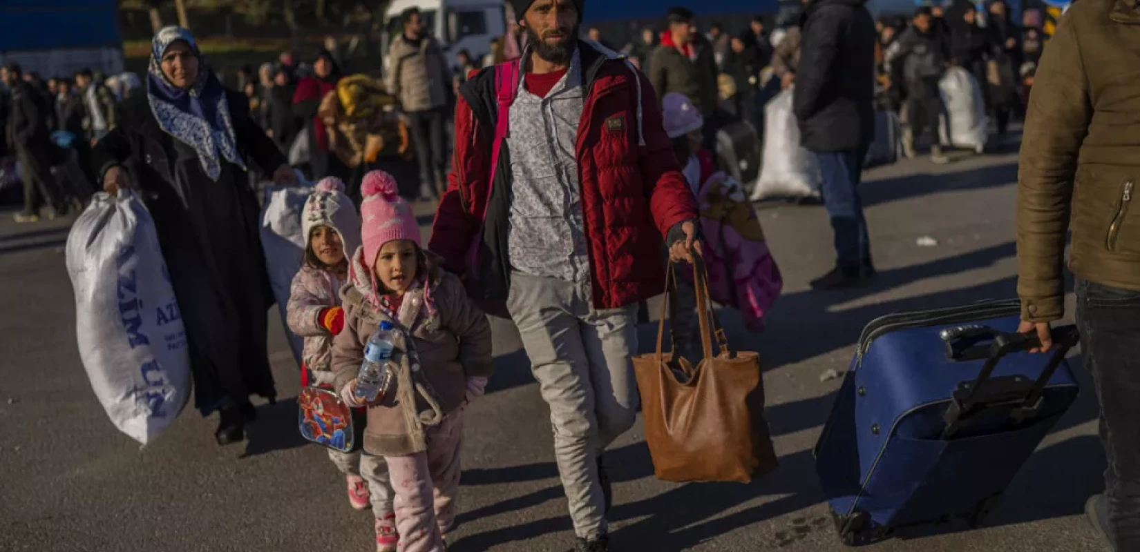 Συρία-Τουρκία: Περισσότεροι από 25.000 σύροι πρόσφυγες επέστρεψαν στη Συρία μέσω των τουρκικών συνόρων