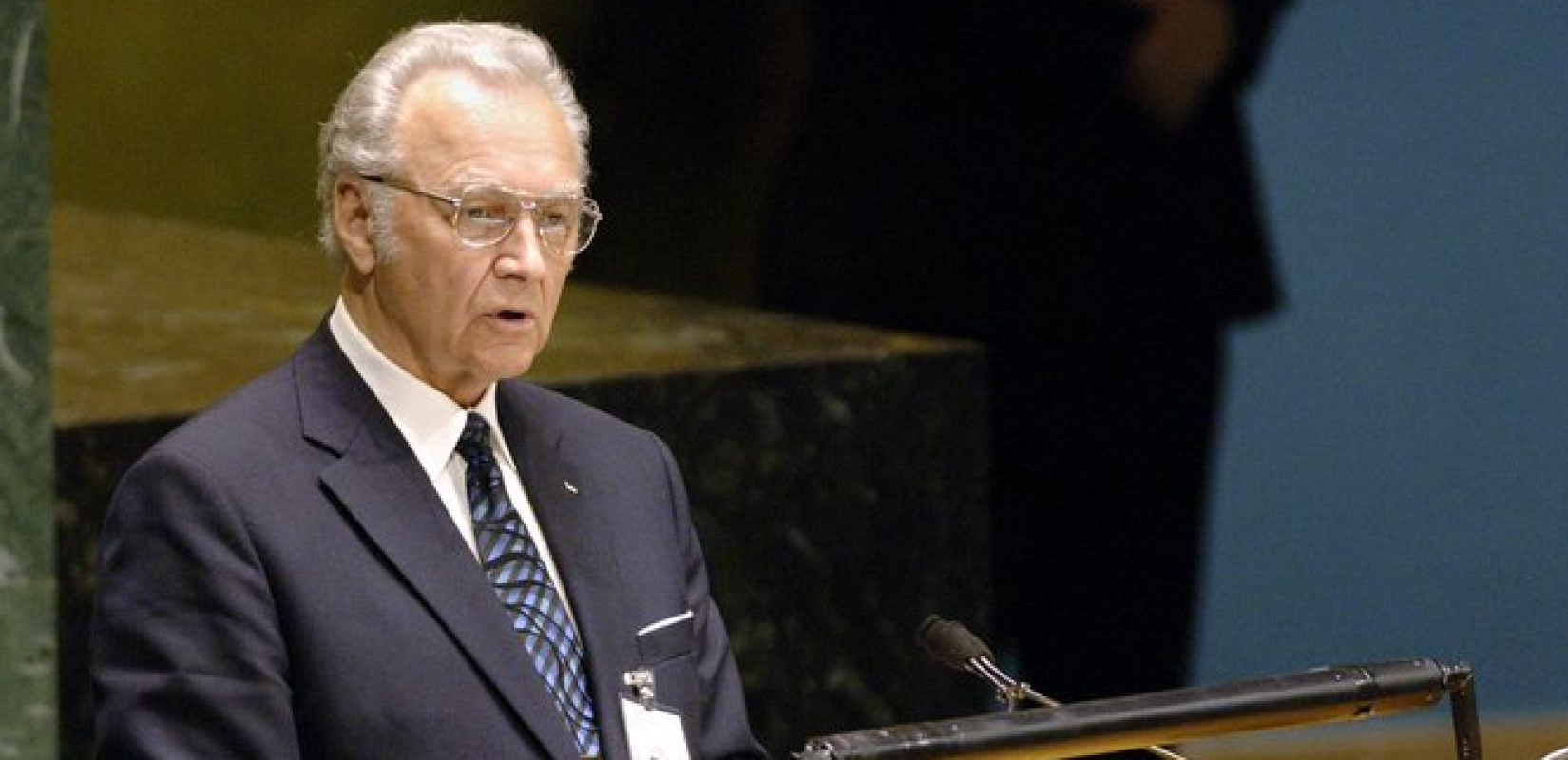 Εσθονία: Πέθανε ο πρώην πρόεδρος Α. Ρούτελ - Είχε οδηγήσει την χώρα εκτός ΕΣΣΔ