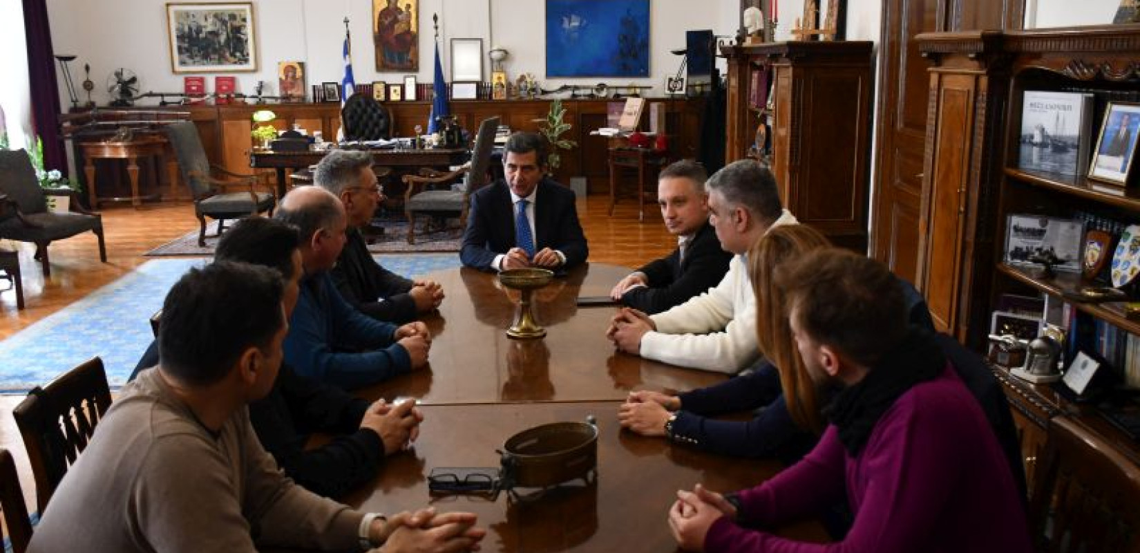 Συνάντηση εργασίας Κ. Γκιουλέκα με τη Διοίκηση του Επαγγελματικού Επιμελητηρίου Θεσσαλονίκης