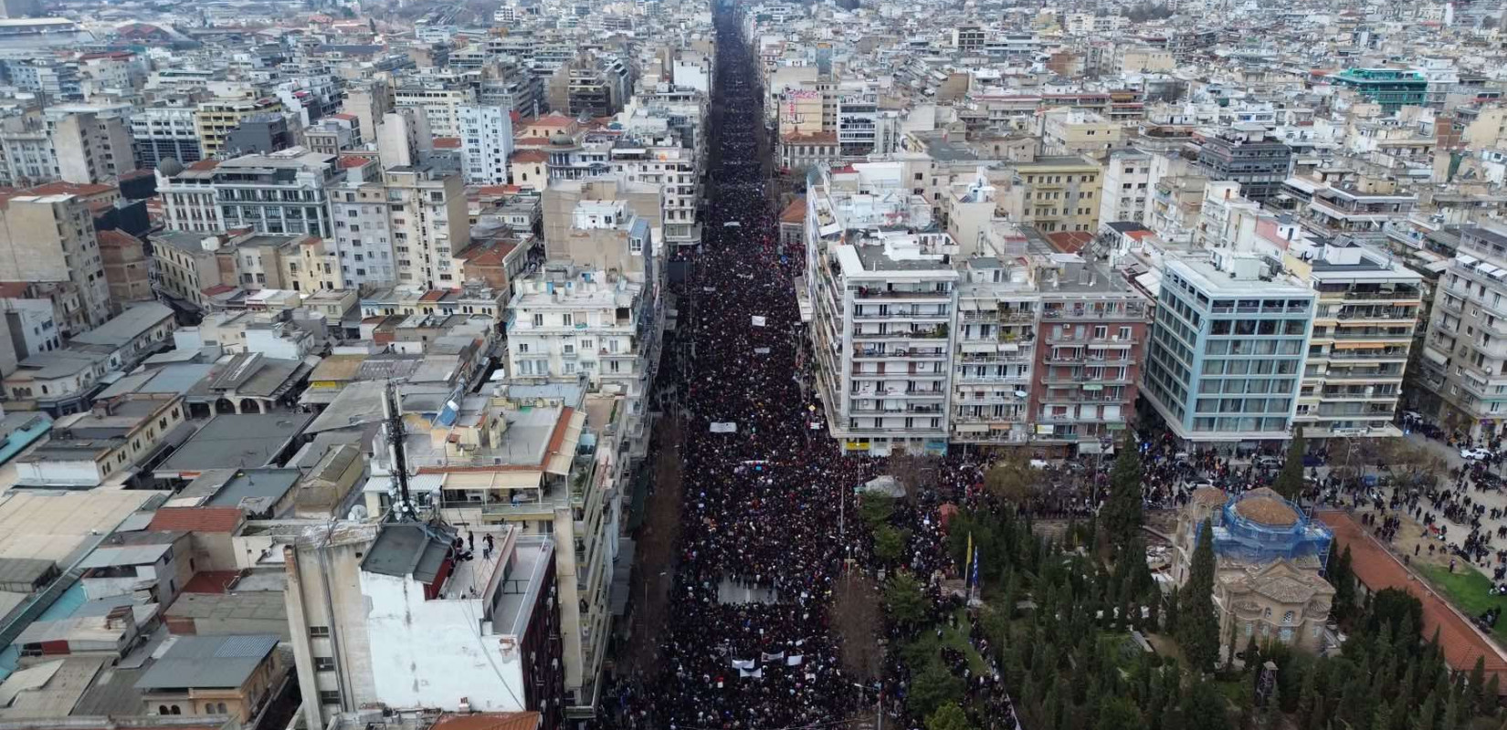 «Όχι» σε μικροκομματικούς τακτικισμούς, «ναι» σε ένα καλύτερο δημόσιο