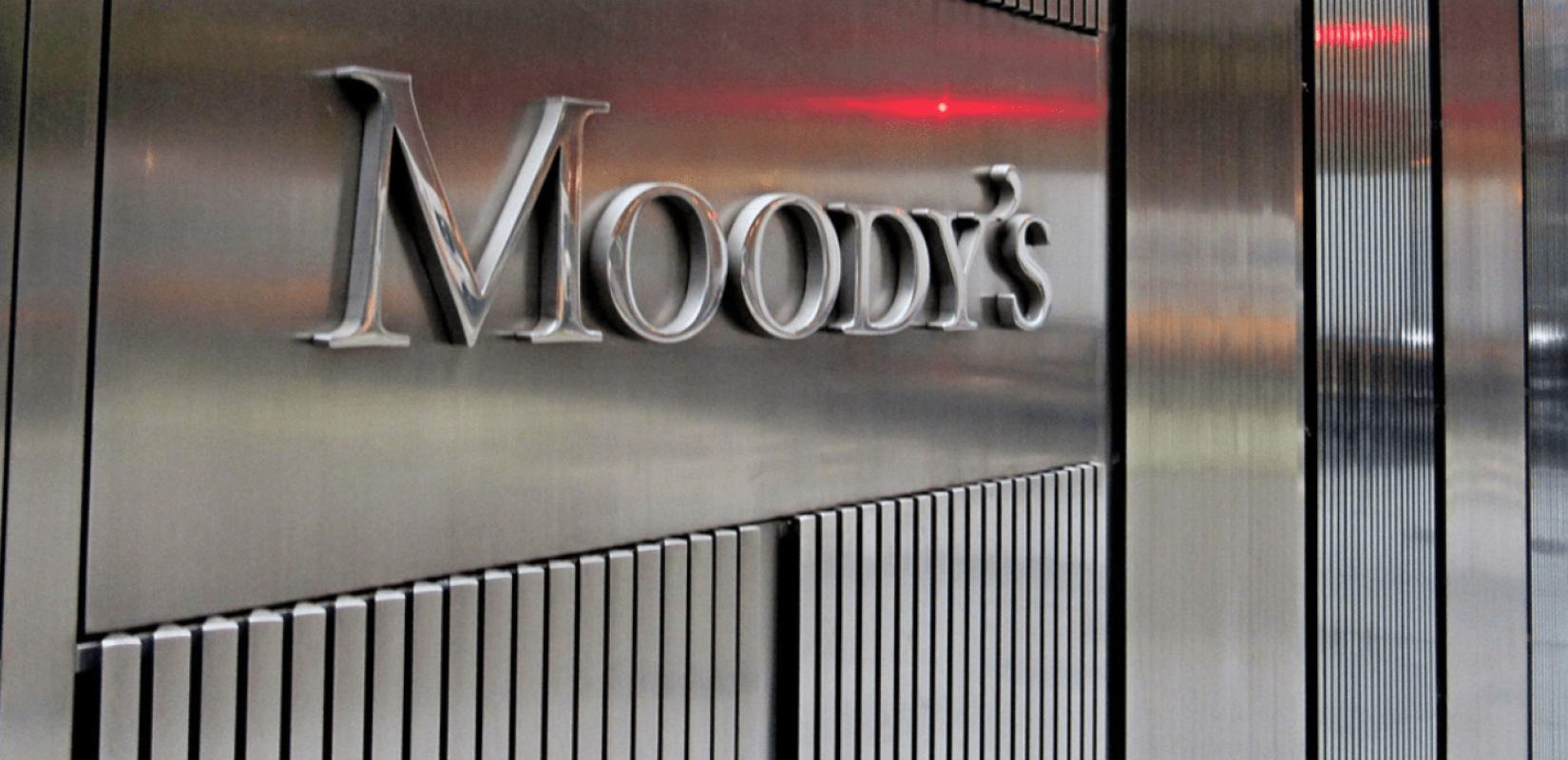 Moody’s: Αναβάθμισε την Ελλάδα στην επενδυτική βαθμίδα Baa3 με σταθερές προοπτικές