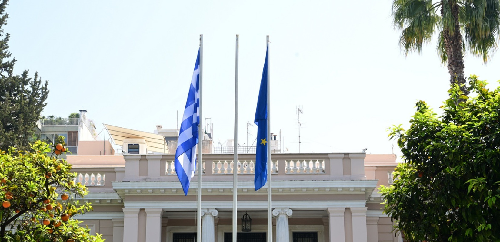 Μαξίμου κατά ΠΑΣΟΚ: «Προσπάθεια πολιτικής εξαπάτησης»