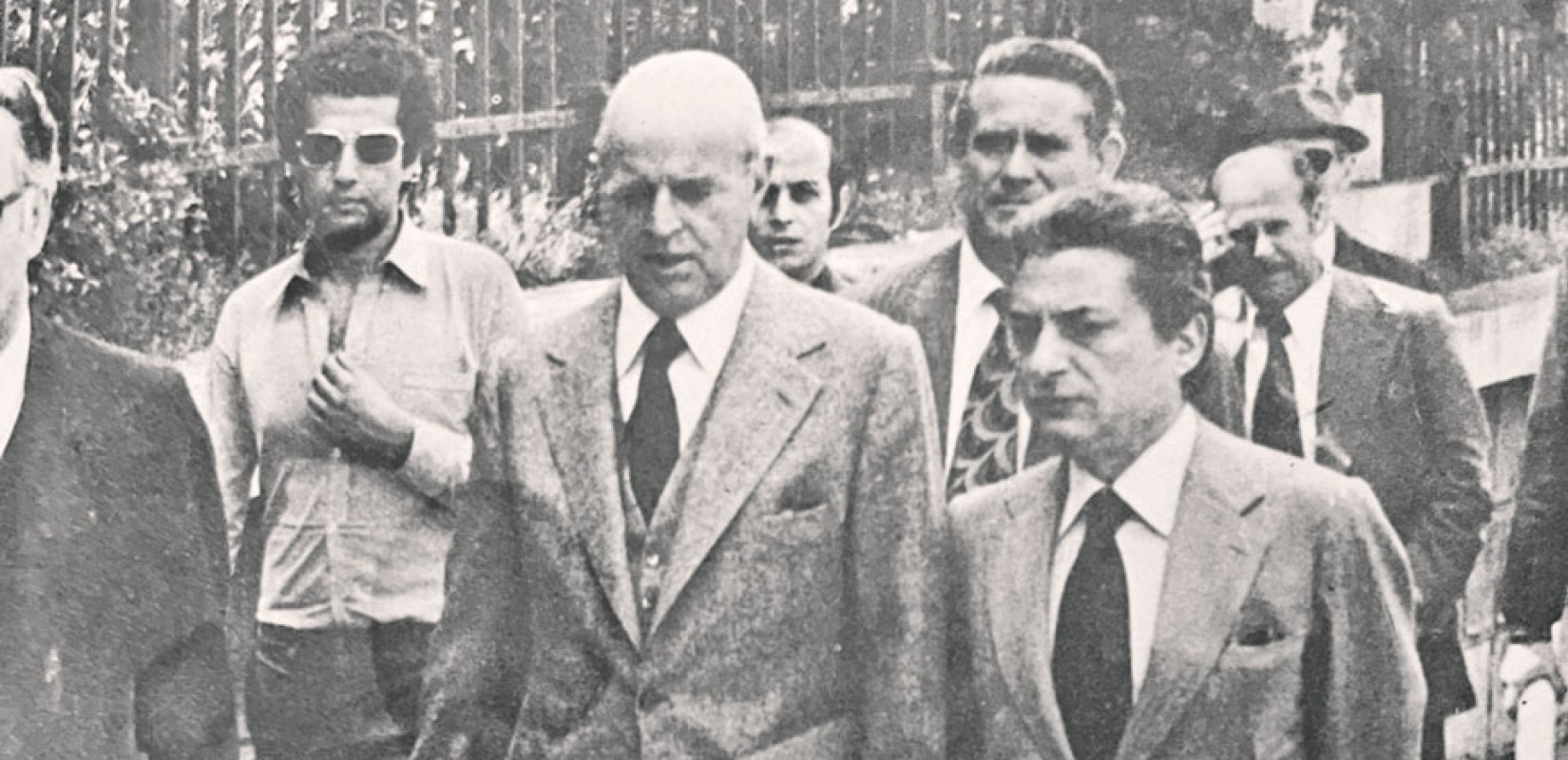 Ο ευπατρίδης Πέτρος Μολυβιάτης, τα ραντεβού του Καραμανλή στη Θεσσαλονίκη και ο Μητσοτάκης που θα παίξει το χαρτί της Γερμανίας. Γράφει ο Μποξέρ*
