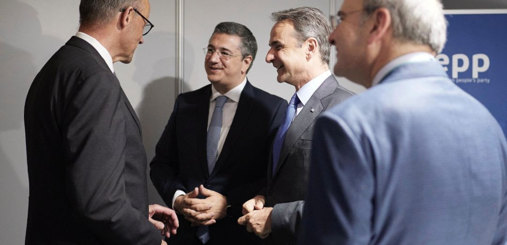 Απ. Τζιτζικώστας - Συνέδριο ΕΛΚ: «Η ευρωπαϊκή κεντροδεξιά είναι ο πιο ισχυρός πολιτικός πόλος σήμερα στην Ευρώπη»