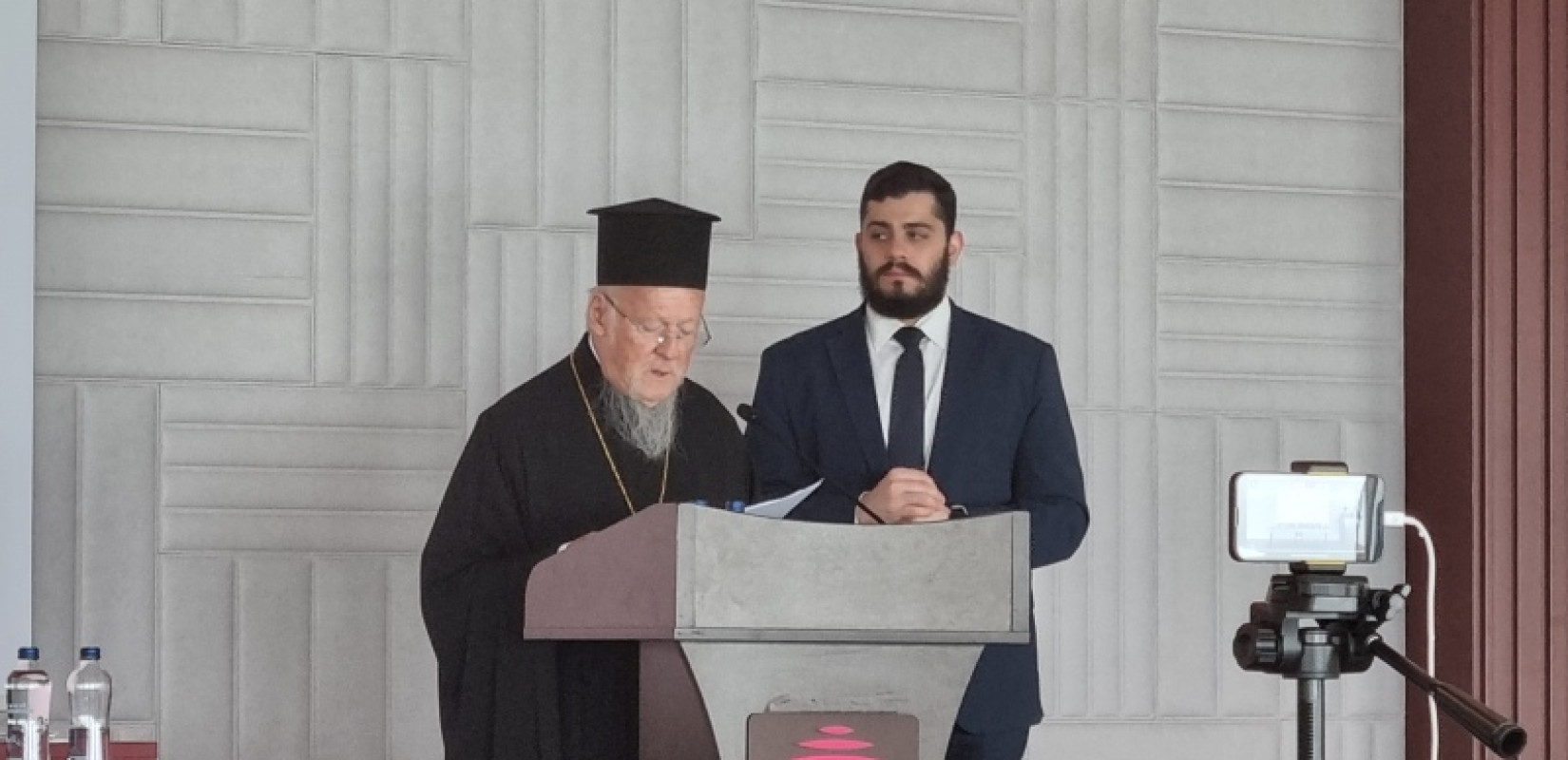 Ο Οικουμενικός Πατριάρχης Βαρθολομαίος κήρυξε στην Αττάλεια την έναρξη συνεδρίου για τα 1.700 χρόνια από την Α΄ Οικουμενική Σύνοδο