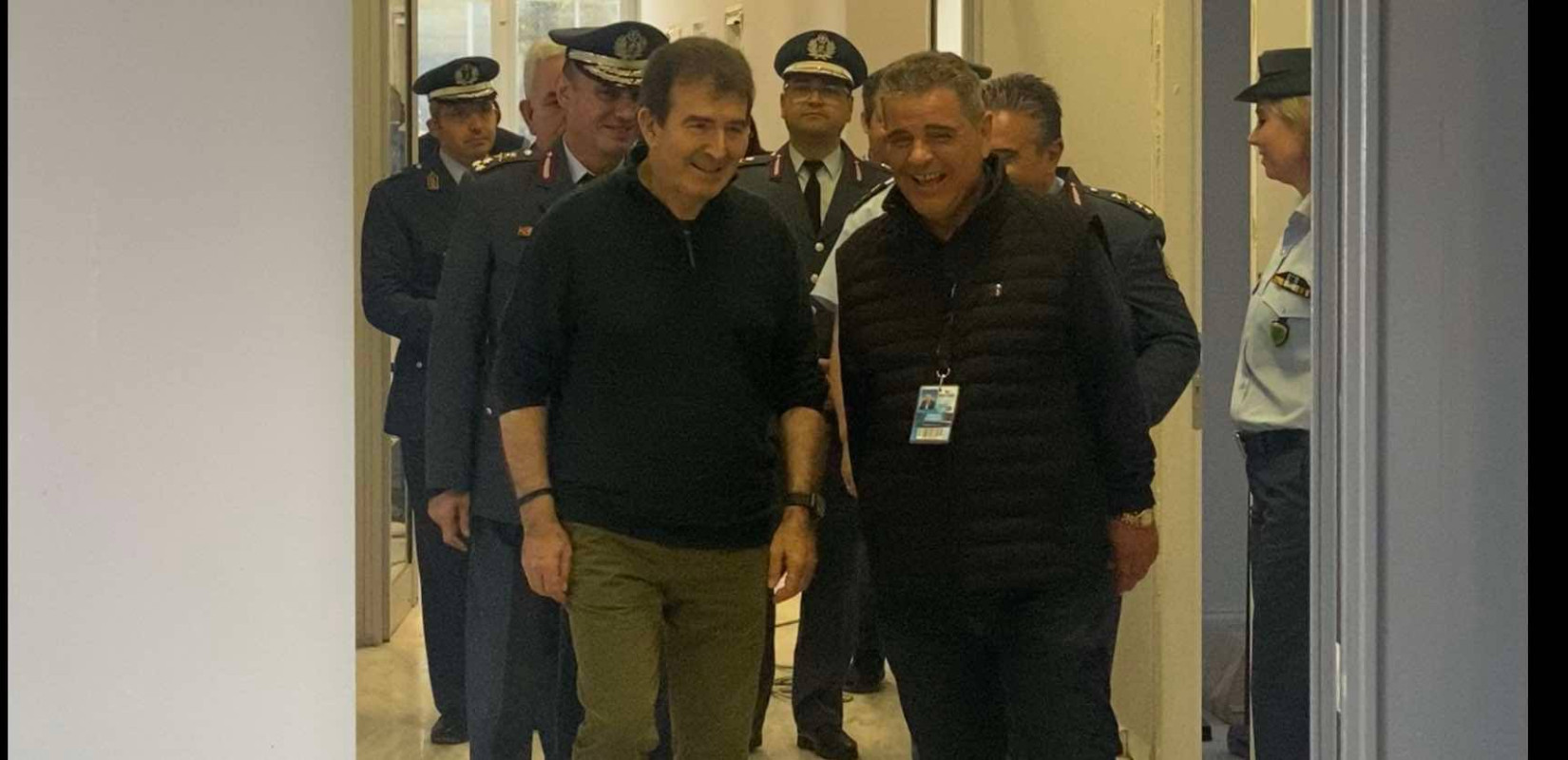 Θεσσαλονίκη: Ο Μ. Χρυσοχοΐδης περιηγήθηκε στο νέο Α.Τ. Λευκού Πύργου στη ΔΕΘ - Πότε παραδίδεται