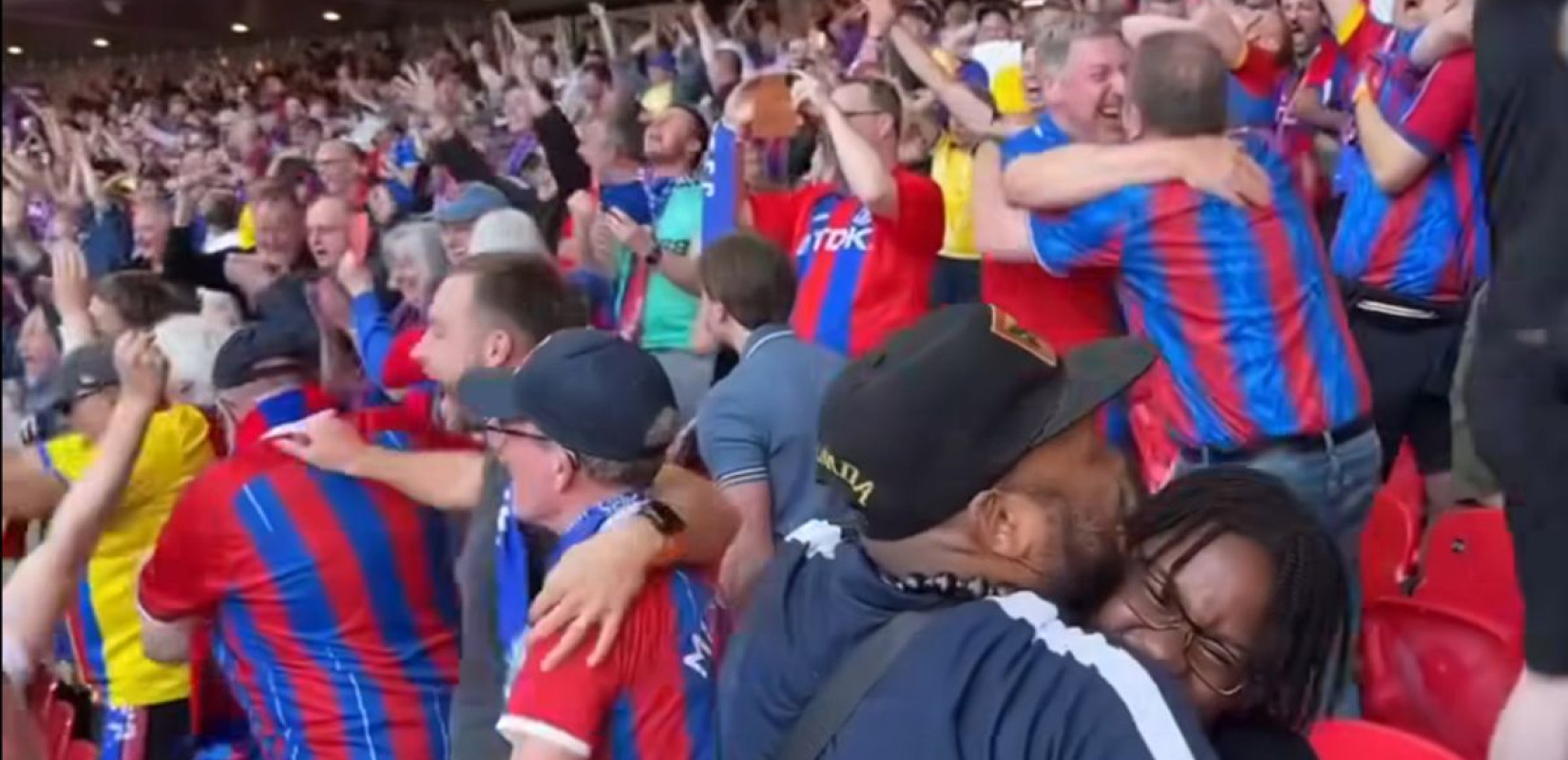 Crystal Palace: Τα δάκρυα των οπαδών στο Wembley μαρτυρούν τον πόνο 120 ετών (βίντεο)
