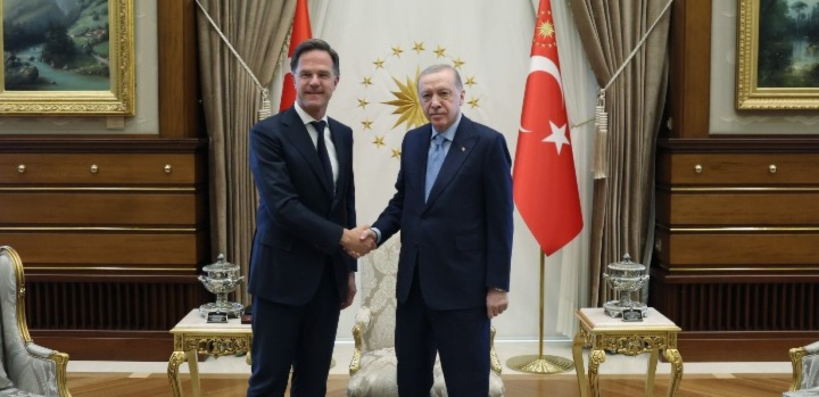 Τηλεφωνική επικοινωνία Ερντογάν – Ρούτε ενόψει της αμερικανο-ρωσικής συνόδου κορυφής στην Αλάσκα