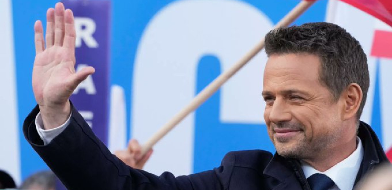 Πολωνία: Νικητής του πρώτου γύρου των προεδρικών εκλογών ο Ράφαλ Τρασκόφσκι (βίντεο)
