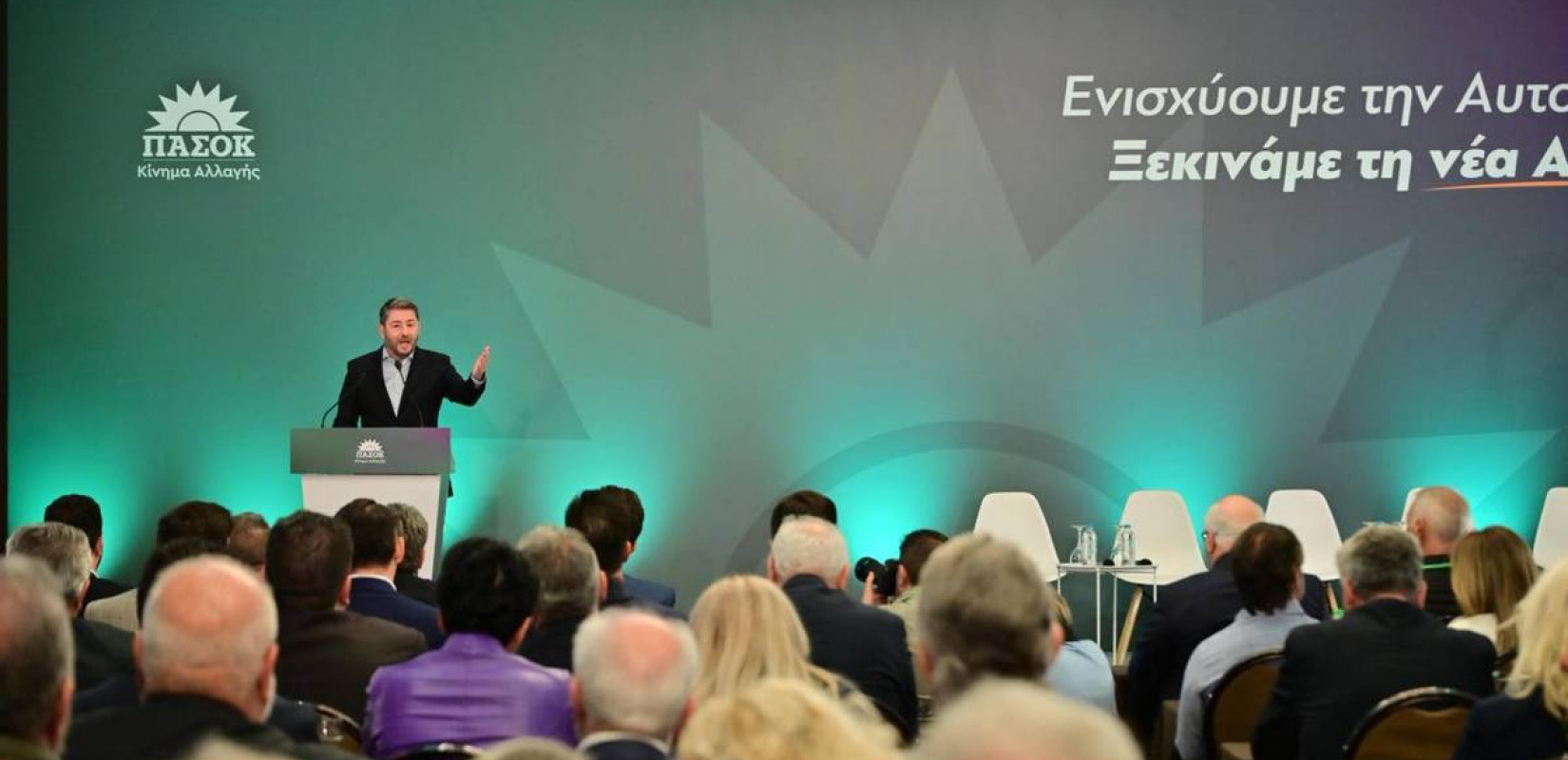 «Πράσινη επιστράτευση» και συνεχές σφυροκόπημα