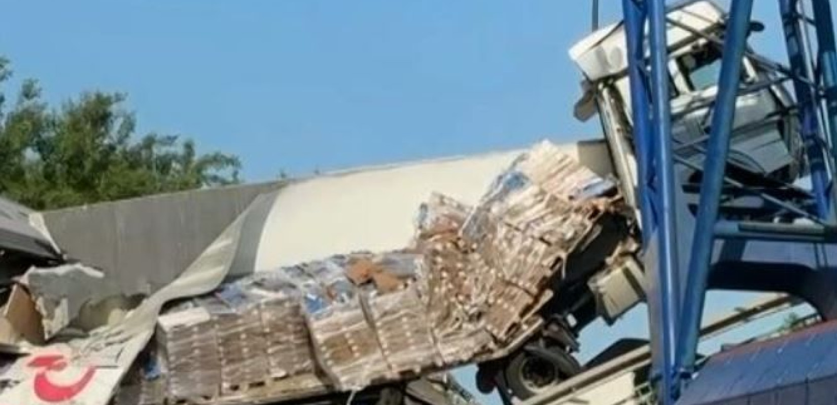 Στα άκρα ο πόλεμος Ρωσίας - Ουκρανίας: Σαμποτάζ «βλέπει» η Μόσχα πίσω από την κατάρρευση των γεφυρών - Μήνυμα Πούτιν εντός της ημέρας