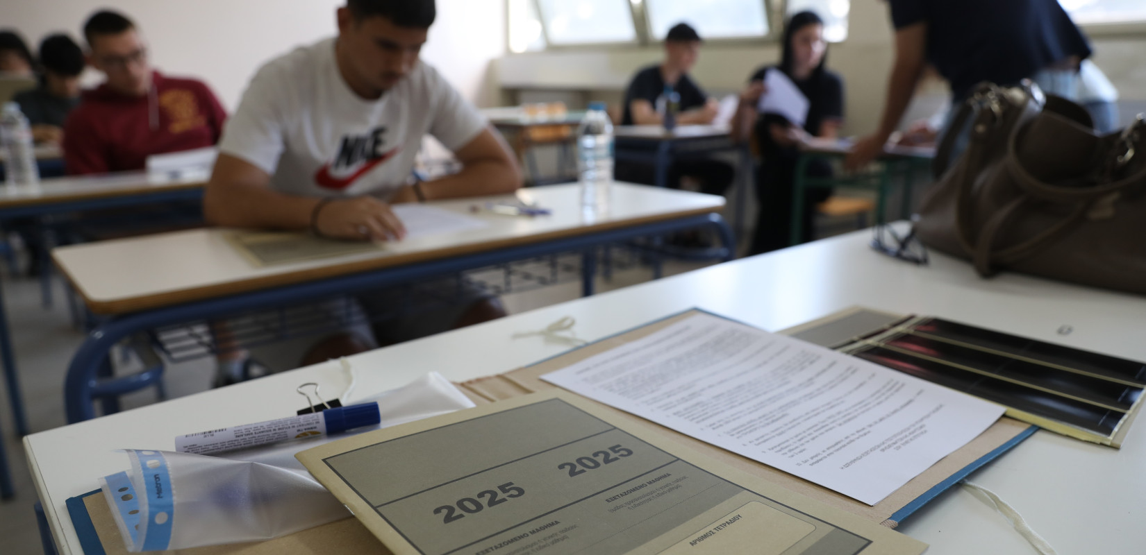 Πανελλήνιες 2025 - Νέα Ελληνικά ΕΠΑΛ: Οι απαντήσεις στα θέματα