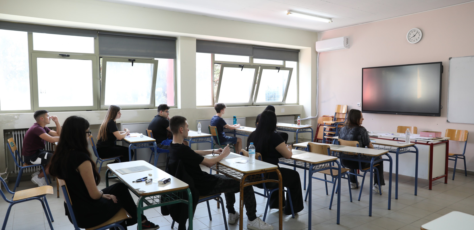 Πανελλαδικές 2025: Οι απαντήσεις της Ηλεκτροτεχνίας 2 για τους υποψήφιους των ΕΠΑΛ
