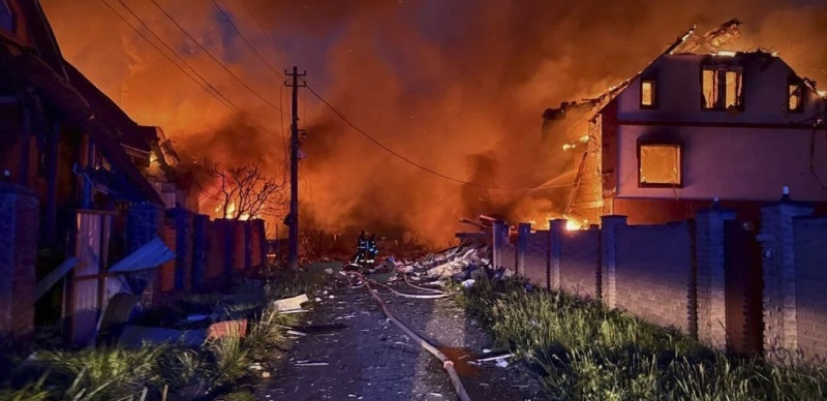 Τρίτη νύχτα σφοδρών αεροπορικών επιδρομών της Ρωσίας στην Ουκρανία - Σε κατάσταση συναγερμού όλη η χώρα