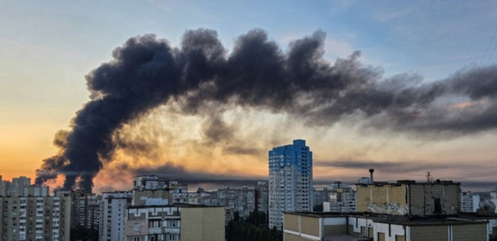 Ουκρανία: Τουλάχιστον 14 νεκροί στα νυχτερινά πλήγματα της Ρωσίας στο Κίεβο (βίντεο)