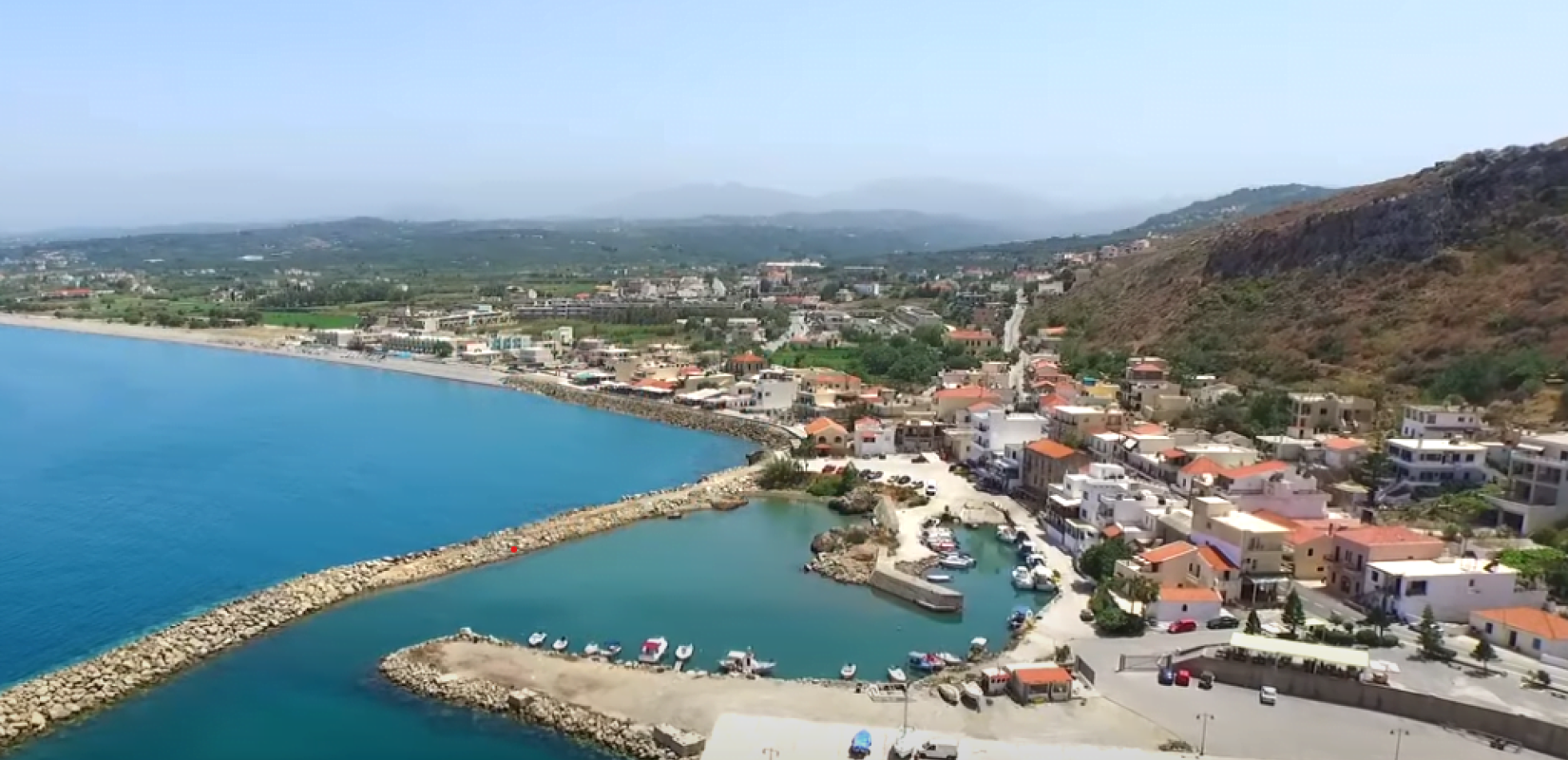 Kρήτη: Ένας 25χρονος απέδρασε από τις αγροτικές φυλακές και εντοπίστηκε πάνω σε ξέρα από ψαρά στα Χανιά