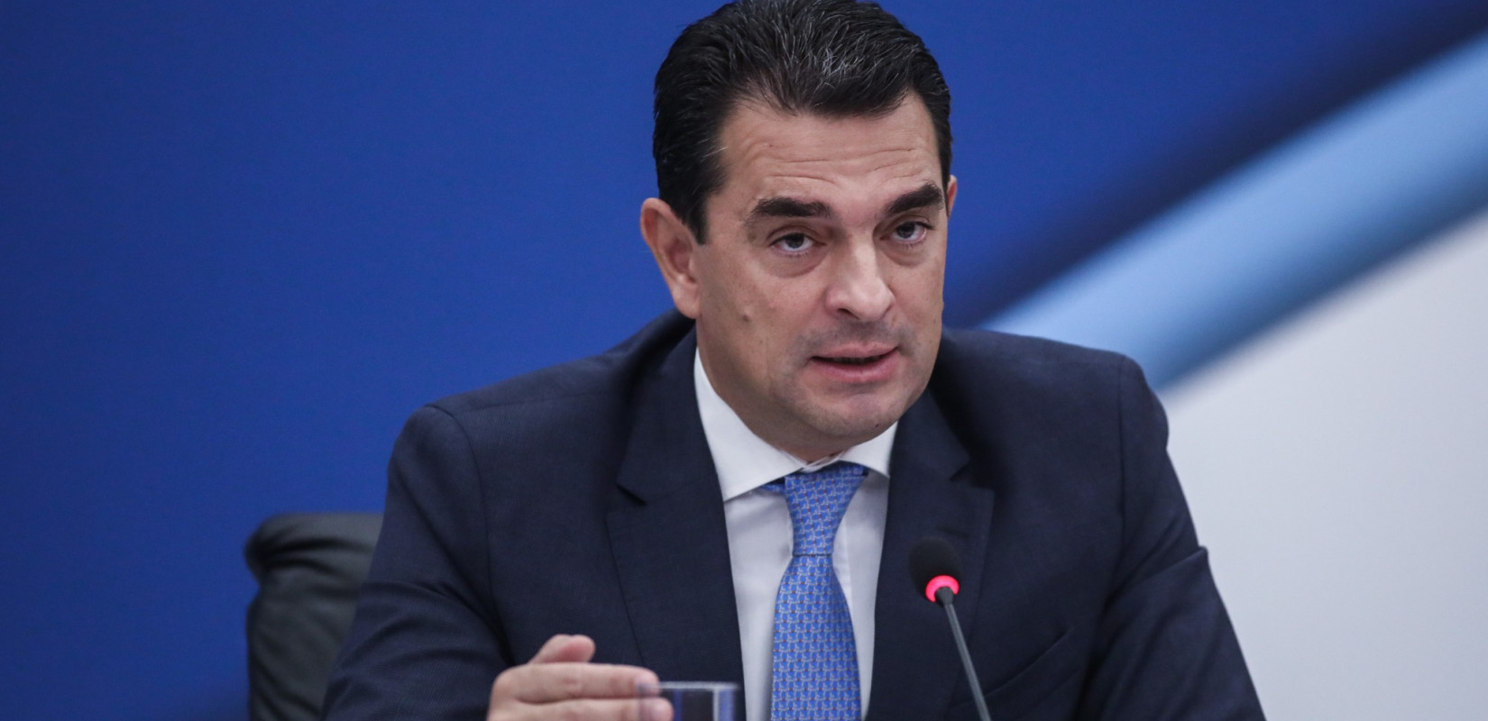 Αλλαγή στο τιμόνι της  ΝΔ: Από τη Μαρία Συρεγγέλα στον Κώστα Σκρέκα
