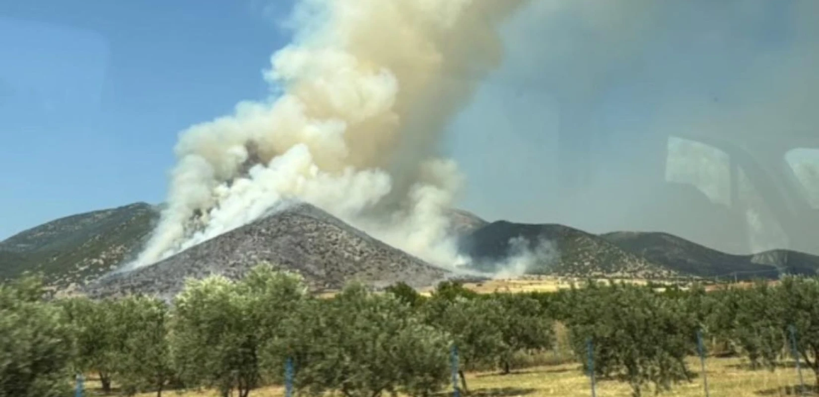 Δράμα: Μαίνεται η πυρκαγιά στη Χωριστή - Και νέα ενίσχυση των πυροσβεστικών δυνάμεων