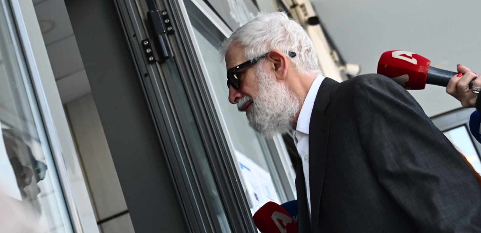 Δίκη Πέτρου Φιλιππίδη: Τη Δευτέρα θα συνεχιστεί η απολογία λόγω αδιαθεσίας του ηθοποιού