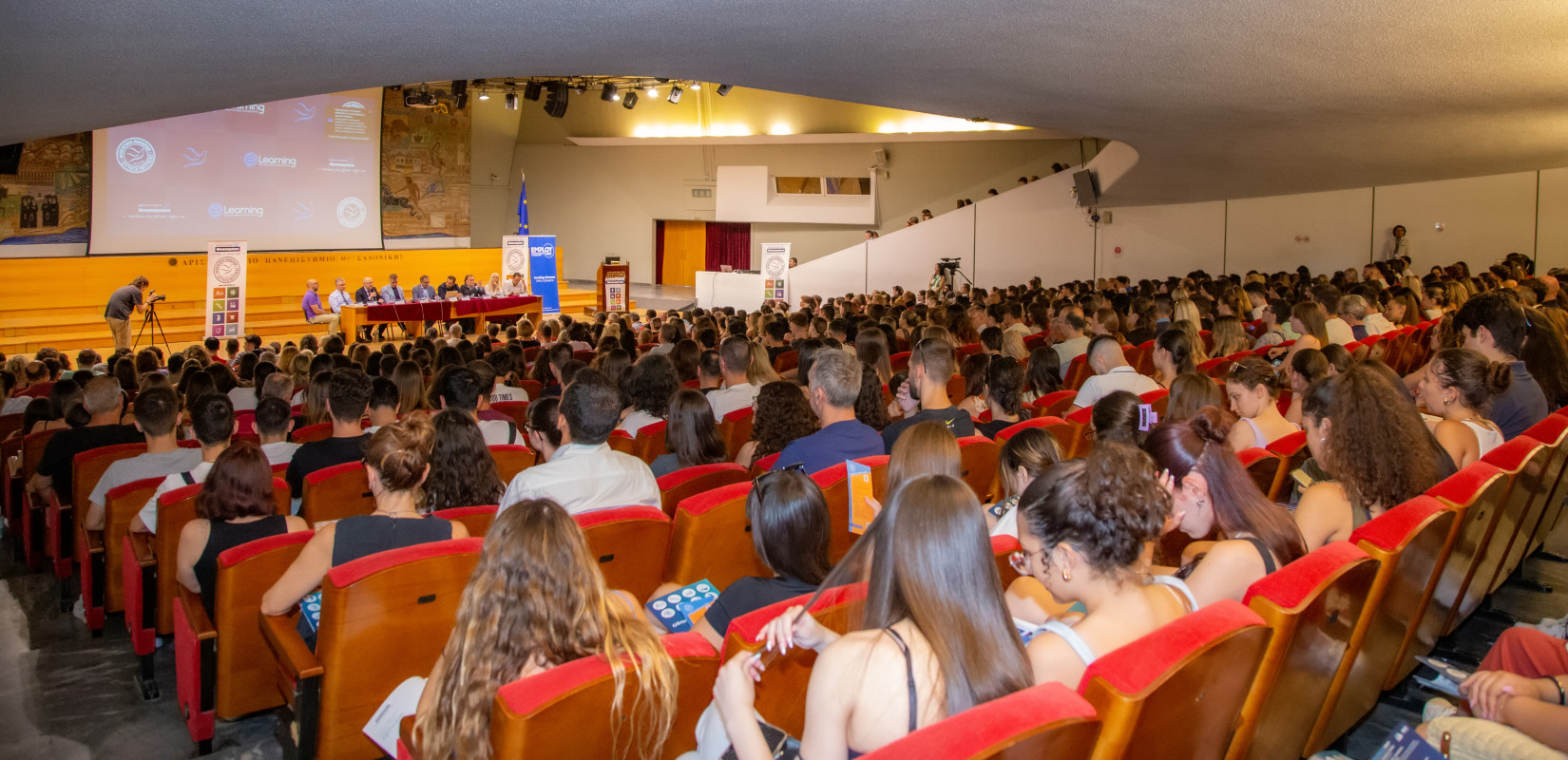 Φροντιστήρια ΜΠΑΧΑΡΑΚΗ: Ήρθες μαθητής, ένιωσες φοιτητής (βίντεο)
