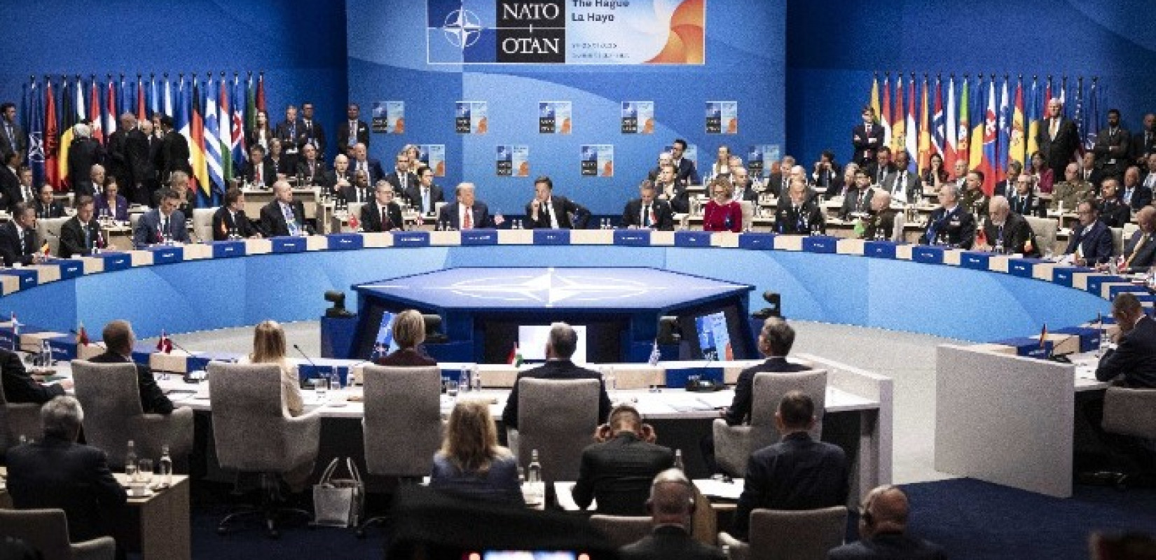 ΝΑΤΟ-Κοινό ανακοινωθέν: Αύξηση αμυντικών δαπανών στο 5%, προσήλωση στο Αρθρο 5, μακροπρόθεσμη δέσμευση υποστήριξης της Ουκρανίας