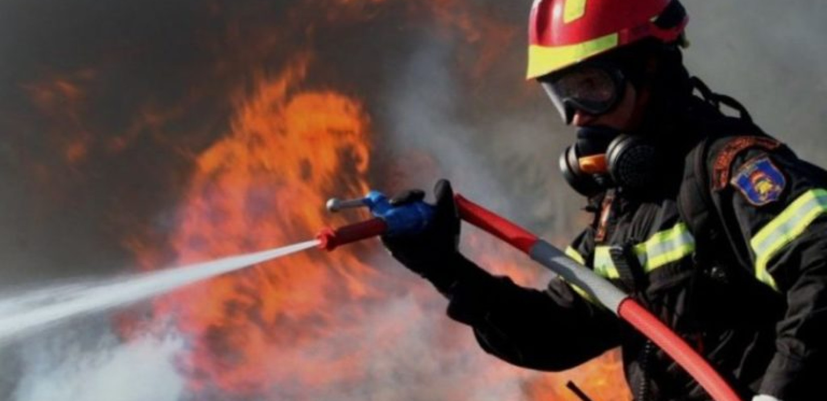 Ηράκλειο: Σε ύφεση η πυρκαγιά στις Κάτω Ασίτες - Σε επιφυλακή η Πυροσβεστική