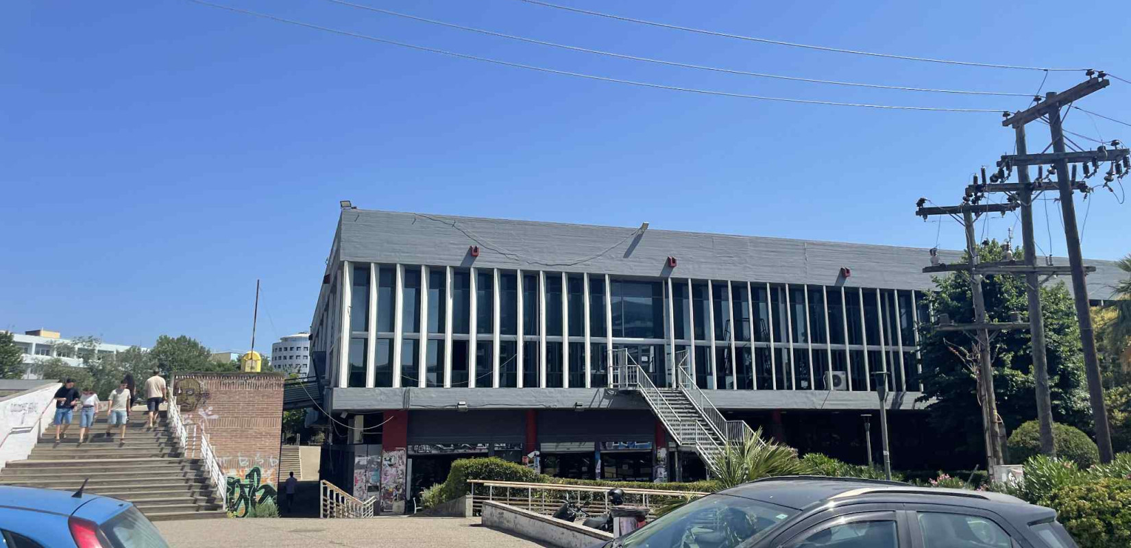 ΑΠΘ: Τα γρήγορα αντανακλαστικά και οι άμεσες λύσεις για τη βιβλιοθήκη και τους εστιακούς φοιτητές