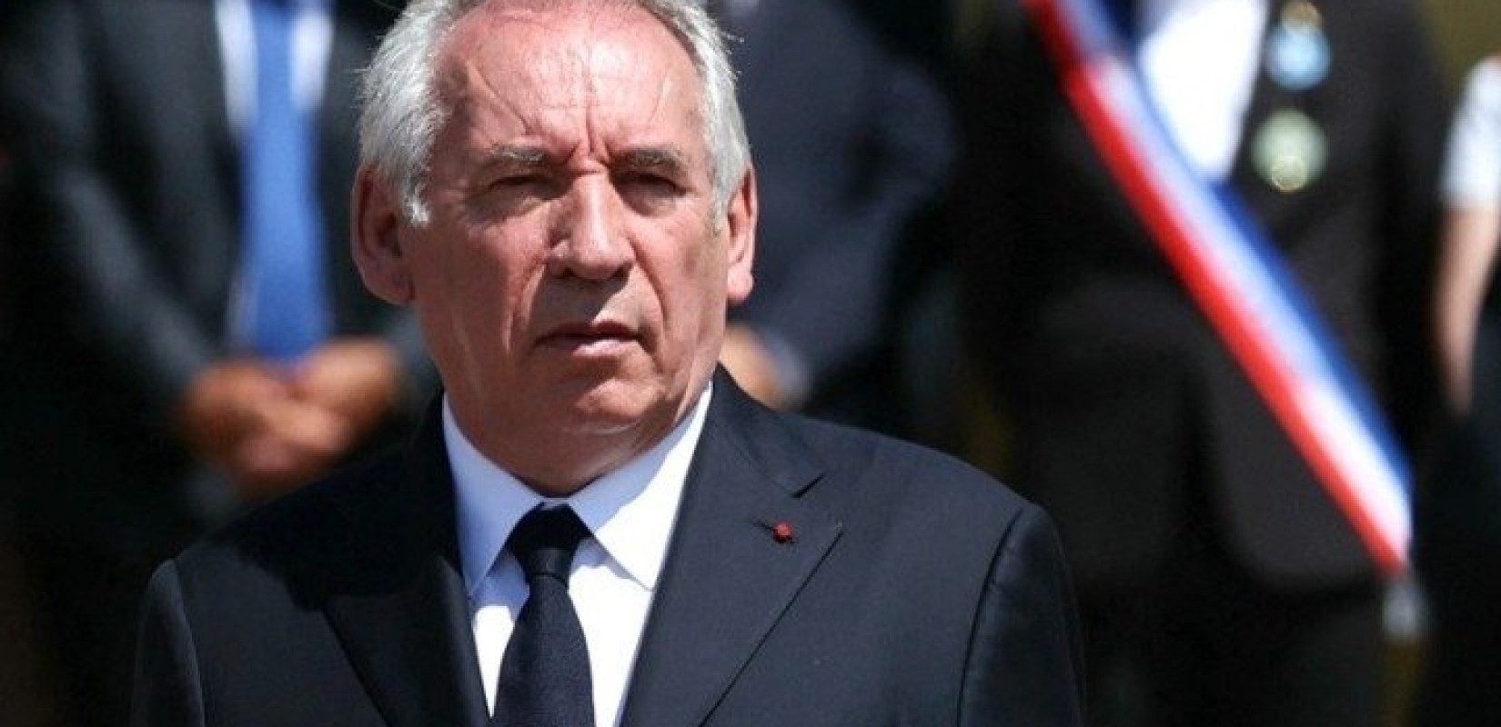 Γαλλία: Το «μνημόνιο» του Μπαϊρού για το γαλλικό χρέος: Περικοπές και συμβουλή «να μην ξεχάσουμε την Ελλάδα»
