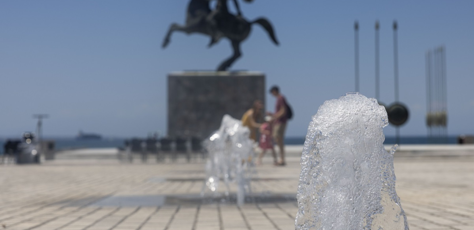Συνεχίζεται η επέλαση του καύσωνα: 40ρια στη Θεσσαλονίκη - Ποιες περιοχές θα «ψηθούν» στους 43 βαθμούς