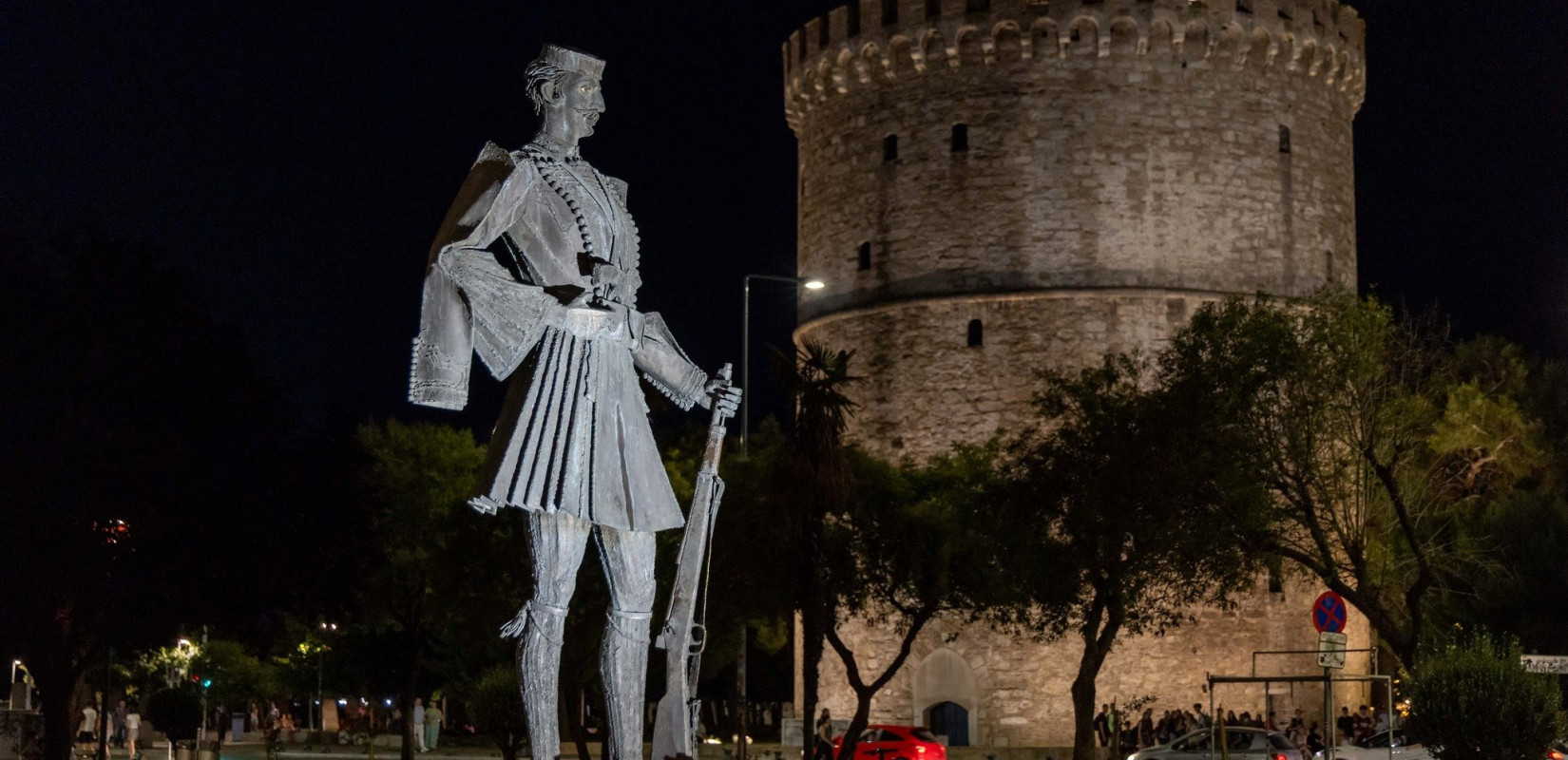 Δήμος Θεσσαλονίκης: Νέος φωτισμός σε 4 εμβληματικά αγάλματα