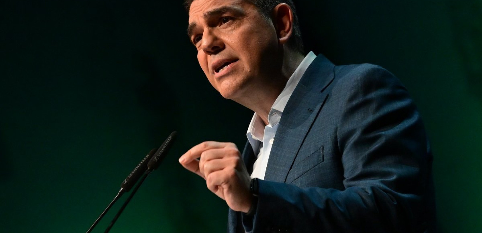 Αλέξης Τσίπρας για Μητσοτάκη: Παρέλαβε μια χώρα με ρυθμισμένο χρέος και την μετέτρεψε εκ νέου σε μαύρο πρόβατο της Ευρώπης