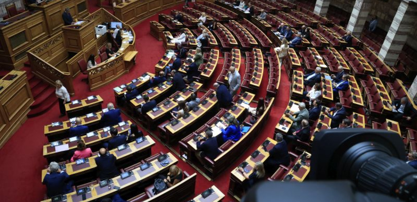 «Φωτιά» στη Βουλή για τον ΟΠΕΚΕΠΕ – Σκληρή πολιτική αντιπαράθεση μετά την πρόταση για εξεταστική