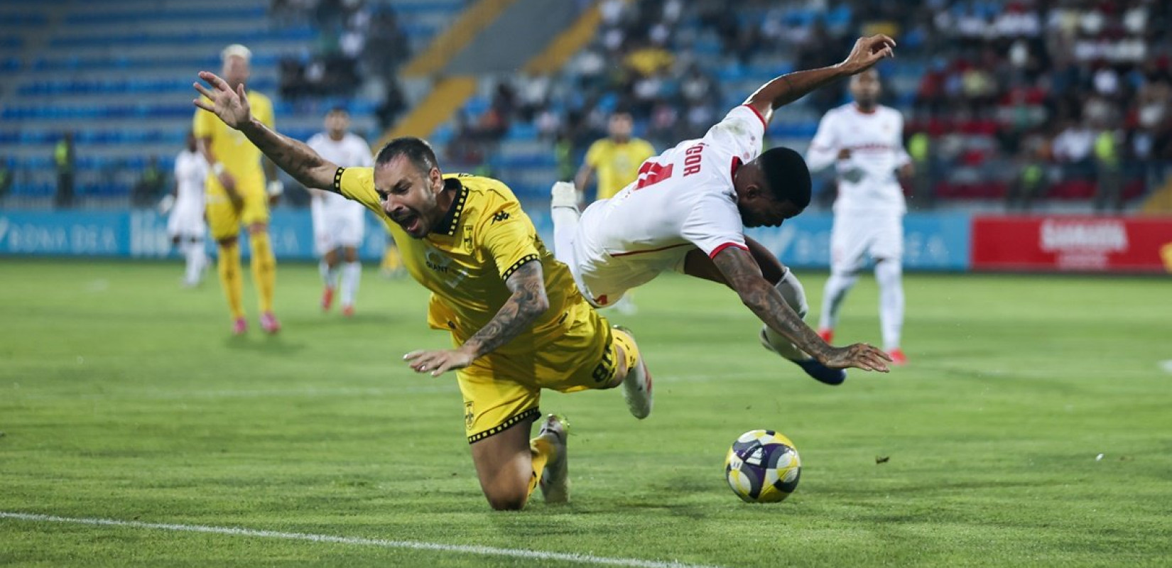 Αράζ - Άρης 2-1: Παίζει με τη φωτιά (βίντεο)