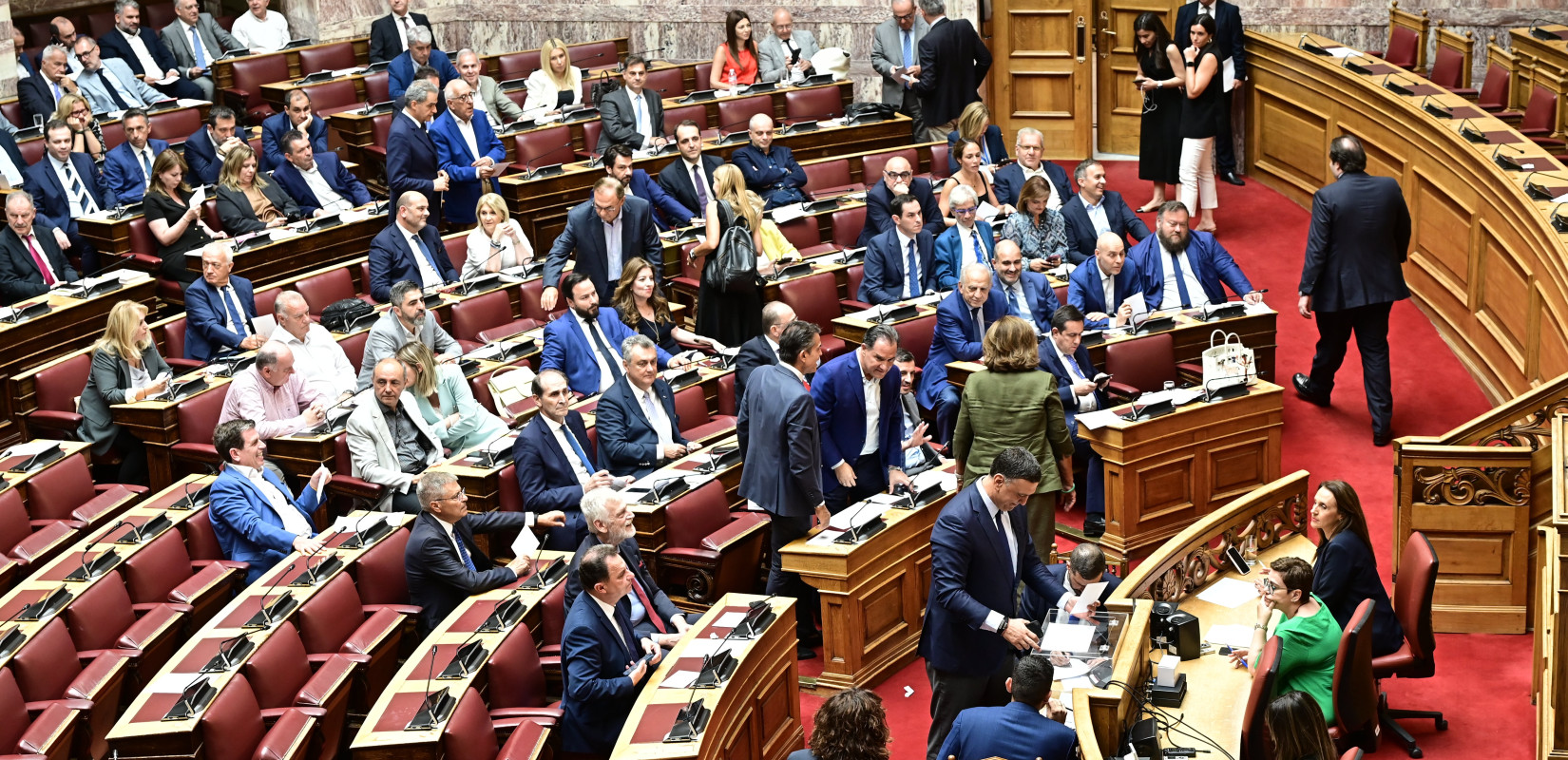 Επέτειος 51 χρόνων από την αποκατάσταση της Δημοκρατίας - Τιμητικές δηλώσεις από πολιτικά στελέχη και αντιπολίτευση