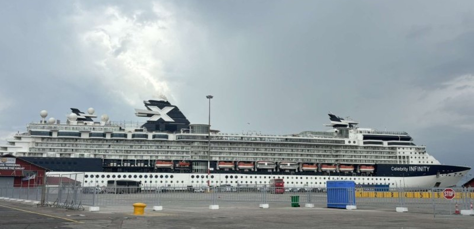 Διπλή άφιξη κρουαζιερόπλοιων με 4.460 επιβάτες στο λιμάνι της Θεσσαλονίκης