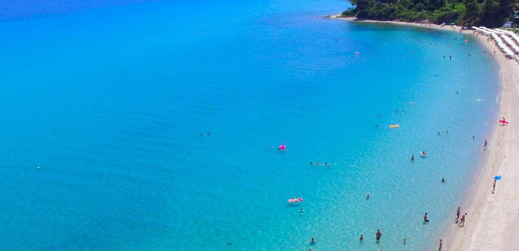 Χάνουν τη Γαλάζια Σημαία 12 ελληνικές ακτές