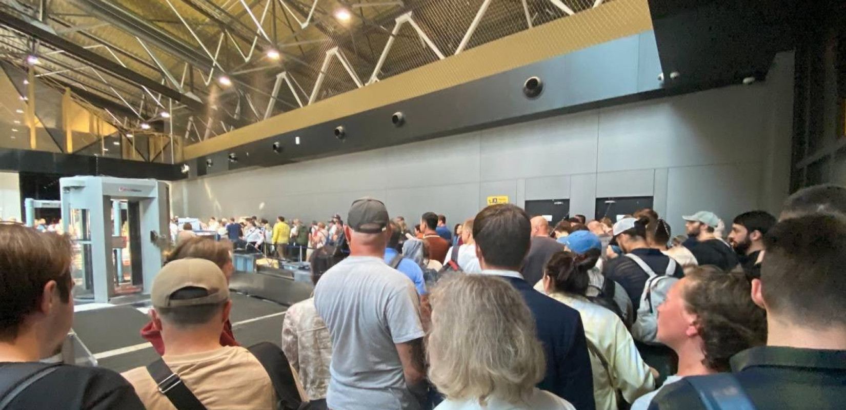 Ρωσία: Oμάδα χάκερ ανέλαβε την ευθύνη για κυβερνοεπίθεση στην κρατική αεροπορική εταιρία Aeroflot (βίντεο)