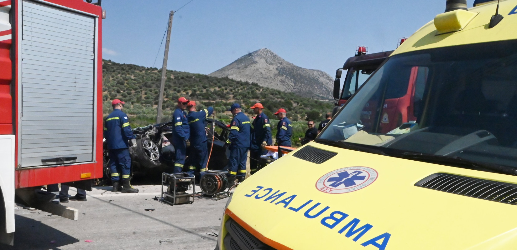 Θανατηφόρο τροχαίο με τρεις νεκρούς στην Αργολίδα: Νταλίκα συγκρούστηκε με τζιπ