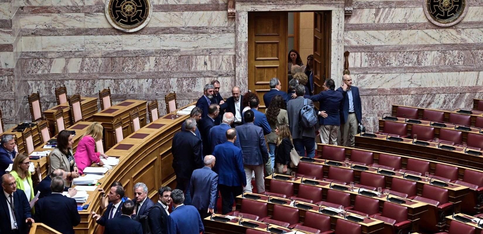 ΟΠΕΚΕΠΕ: Το ΠΑΣΟΚ δεν αναγνωρίζει το αποτέλεσμα της ψηφοφορίας και ζητεί σύγκληση της Διάσκεψης των Προέδρων