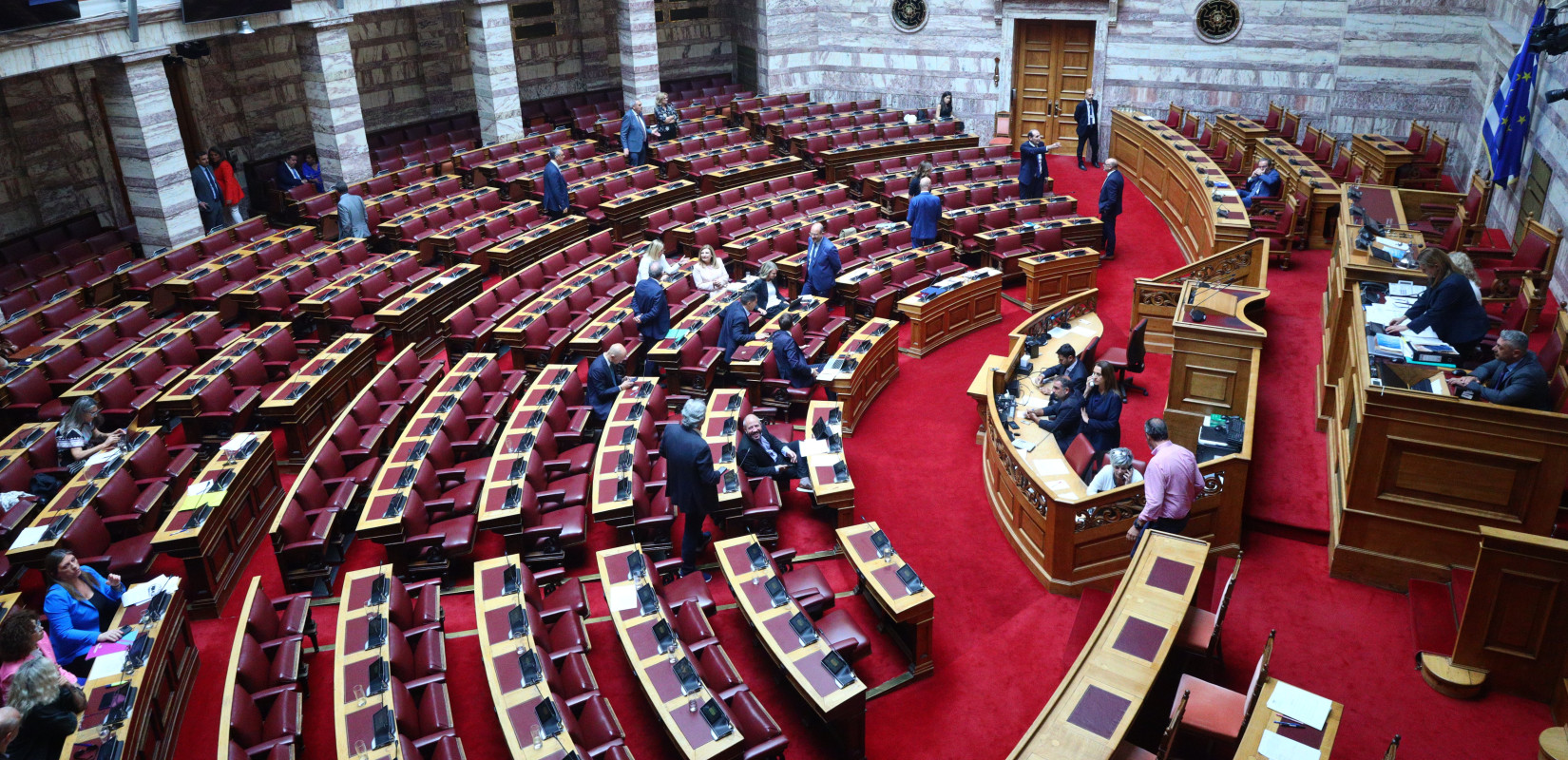 Βουλή: Στην Επιτροπή Δεοντολογίας παραπέμπει ο N. Κακλαμάνης τη Z. Κωνσταντοπούλου (βίντεο)