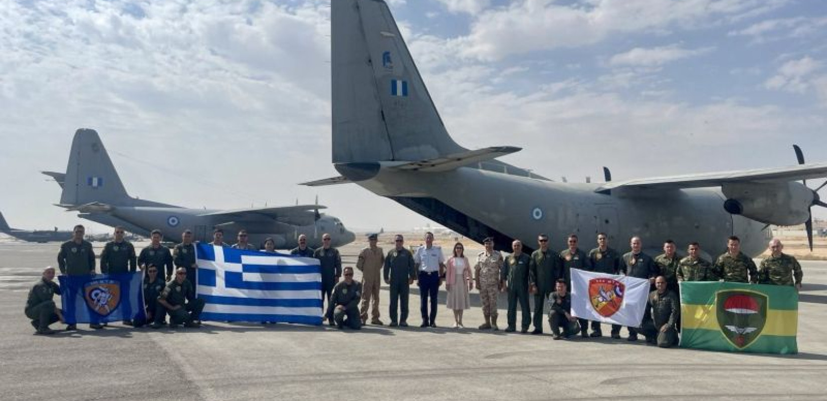 Συγχαρητήρια Δένδια στις Ένοπλες Δυνάμεις για την επιτυχημένη αποστολή ανθρωπιστικής βοήθειας στη Γάζα