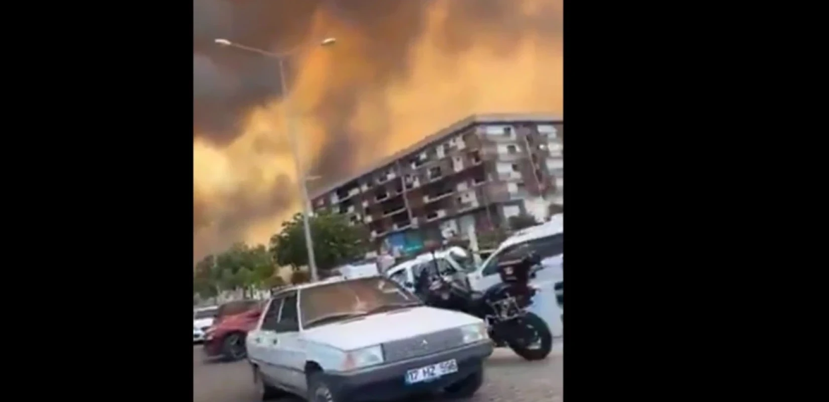 Τουρκία: Φωτιά σε δάσος στα Δαρδανέλια - Ξεκίνησαν εκκενώσεις, διακόπηκε η ναυσιπλοΐα στα στενά