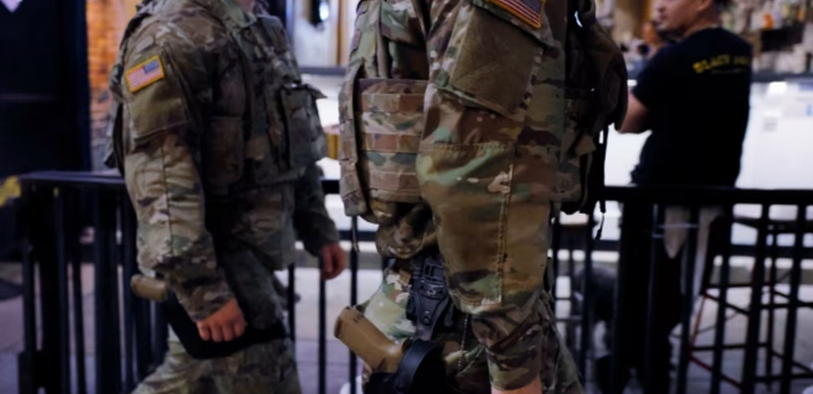 ΗΠΑ: Ο Τραμπ «στρατιωτικοποιεί» την Ουάσιγκτον - Οπλισμένοι πλέον οι άνδρες της Εθνοφρουράς
