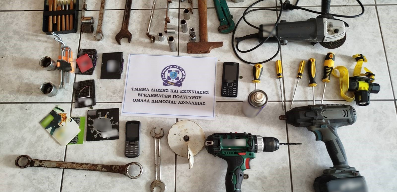 Εξαρθρώθηκε σπείρα που «χτυπούσε» σκάφη στη Χαλκιδική – Τουλάχιστον 69 κλοπές εξωλέμβιων κινητήρων και λεία 530.000 ευρώ
