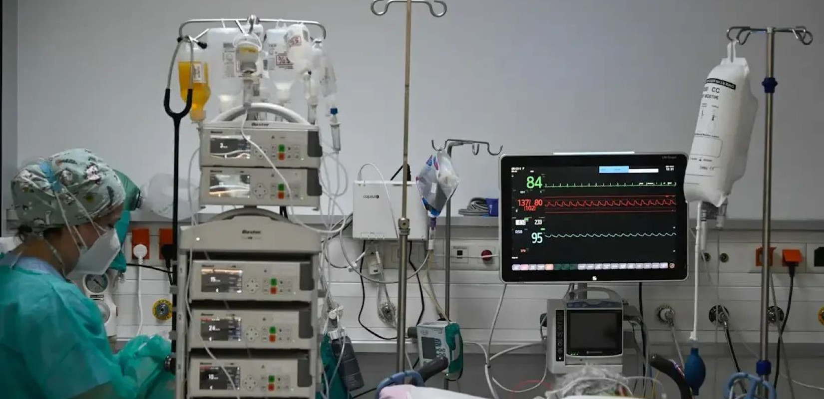 Γεωργιάδης: Πρωτοφανής ιατρική επιτυχία – Σώθηκε 15χρονη μετά από σπάνια θρομβεκτομή στο «Γ. Γεννηματάς»