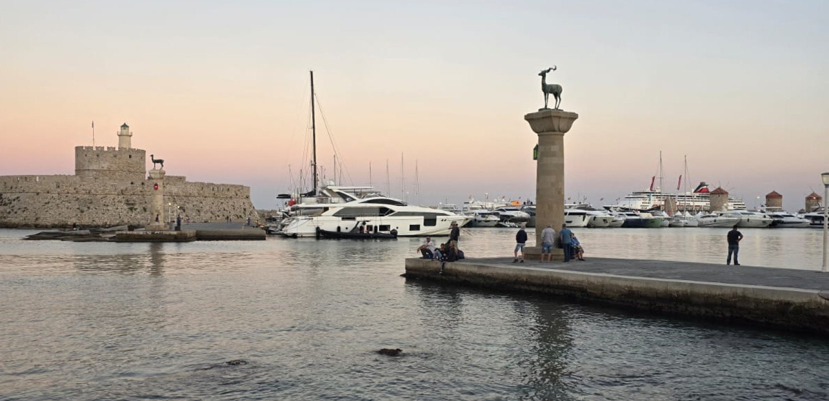 Η Ρόδος και τα «διαμάντια» του Νοτίου Αιγαίου σπάνε ρεκόρ το 2025