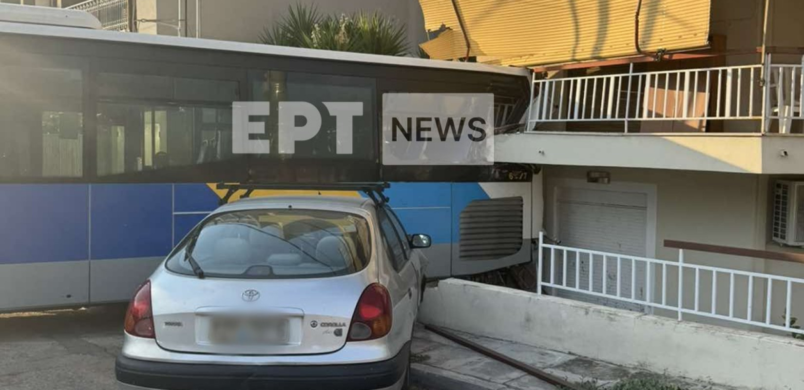 ΟΣΥ: Δεν υπήρχε τεχνικό πρόβλημα στο λεωφορείο που έπεσε σε πολυκατοικία στου Παπάγου - Ο οδηγός περνά από πειθαρχικό