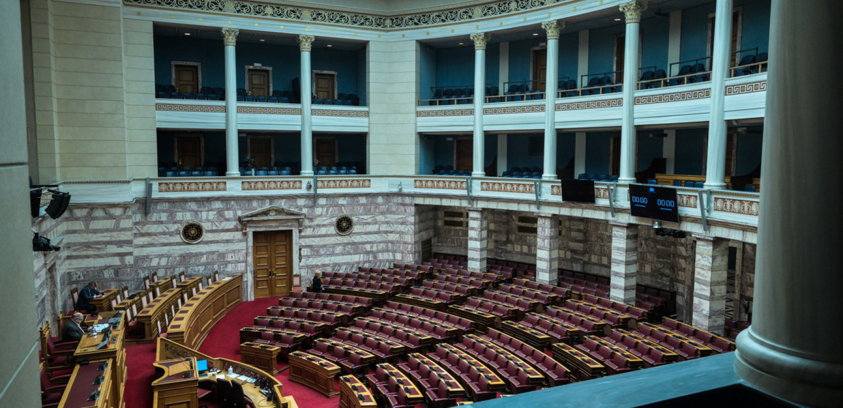 Όλες οι αλλαγές στο νέο πειθαρχικό δίκαιο για τους δημόσιους υπαλλήλους