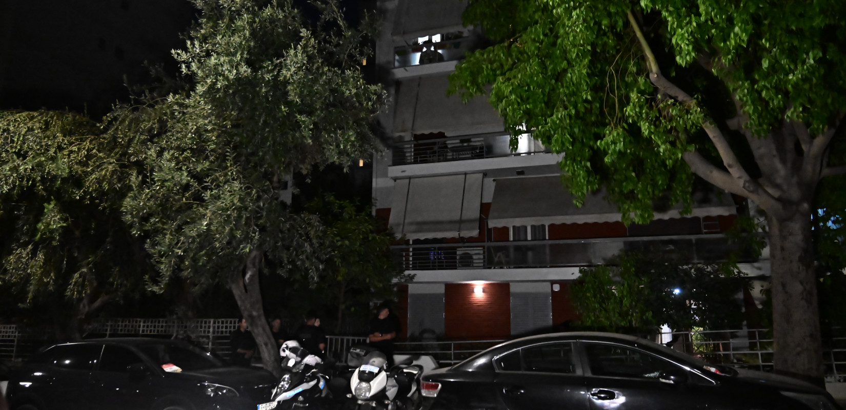 Θρίλερ στον Νέο Κόσμο: Δύο νεκροί μέσα σε διαμέρισμα